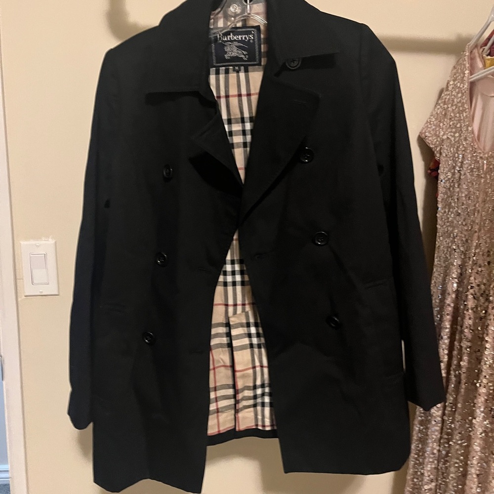 Burberrys Black Double-Breasted Jacket
Vintage pre 1999